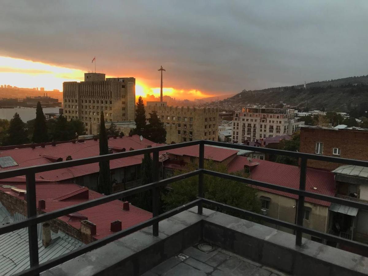 Diwan Vandrerhjem Tbilisi Eksteriør bilde