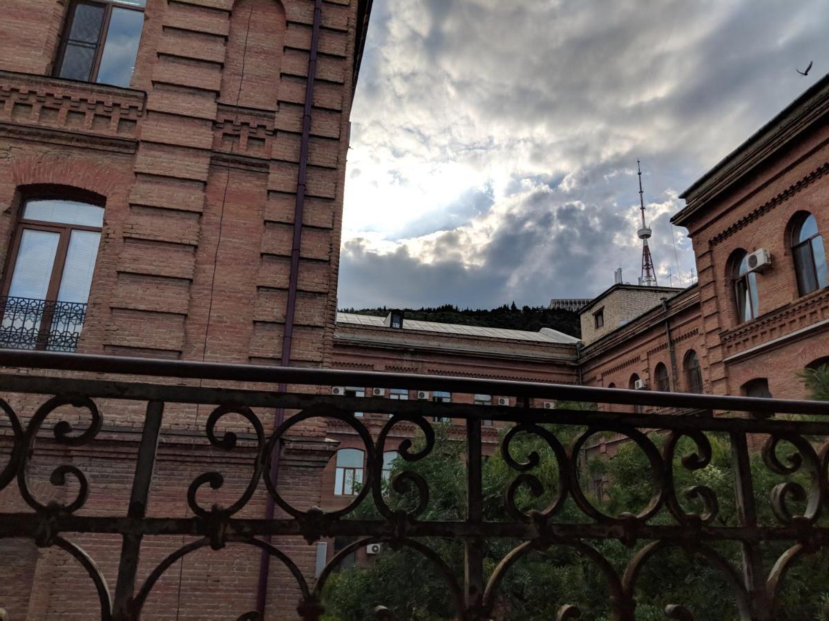 Diwan Vandrerhjem Tbilisi Rom bilde